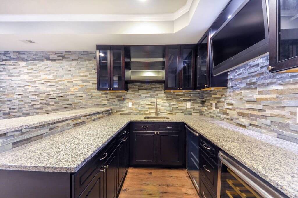 BASEMENT KITCHEN IDEAS